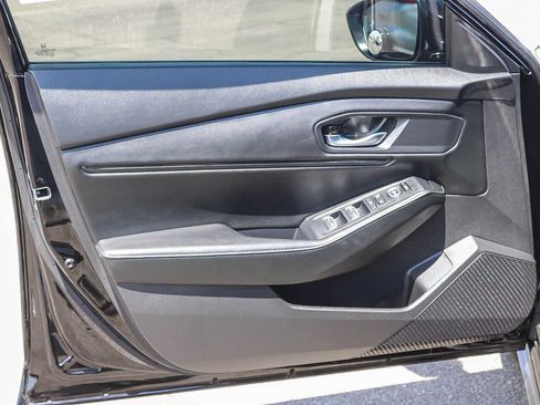Used 2025 Honda Accord Sport image 21