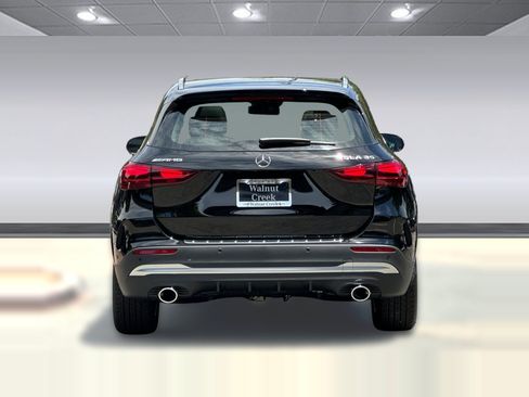 New 2026 Mercedes-Benz GLA 35 AMG 4MATIC image 9
