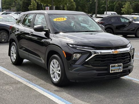Used 2024 Chevrolet TrailBlazer LS FWD image 5