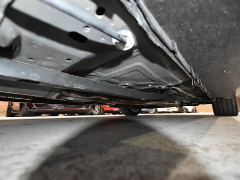 Used 2004 Ford Mustang Mach 1 RWD image 51
