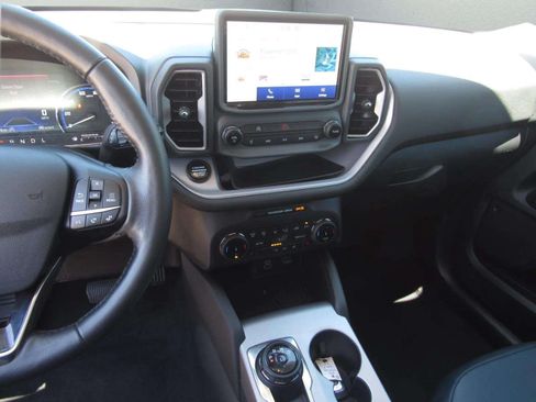 Used 2023 Ford Bronco Sport Outer Banks w/ Tech Package AWD/4WD image 17