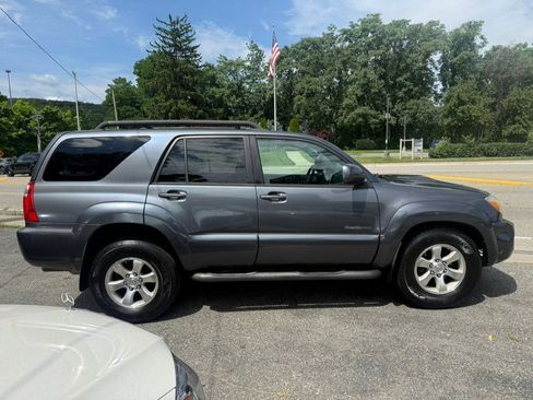 Used 2006 Toyota 4Runner Sport RWD image 6