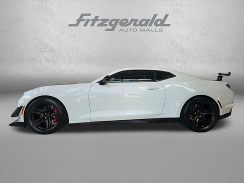 Used 2020 Chevrolet Camaro ZL1 RWD image 5