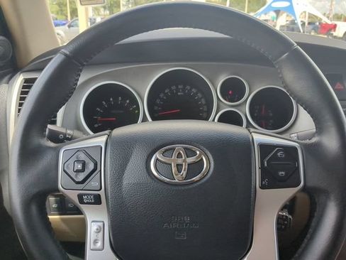 Used 2017 Toyota Sequoia Limited w/ Safety & Convenience Package RWD image 29