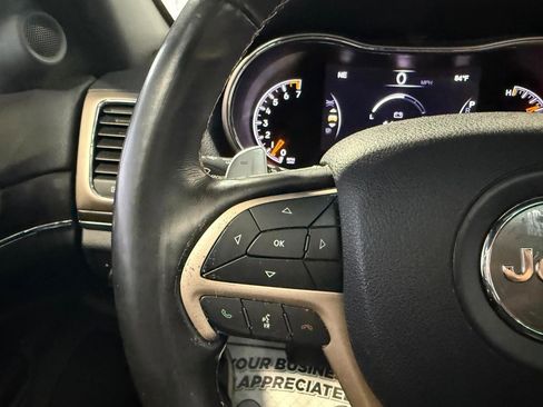 Used 2017 Jeep Grand Cherokee Limited w/ Luxury Group II AWD/4WD image 11