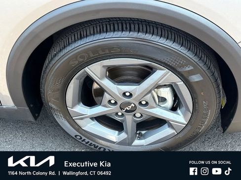 Certified 2025 Kia K4 FWD image 7