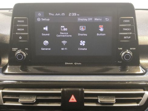 Used 2023 Kia Seltos S FWD image 25
