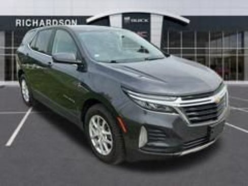 Used 2023 Chevrolet Equinox LT FWD image 3