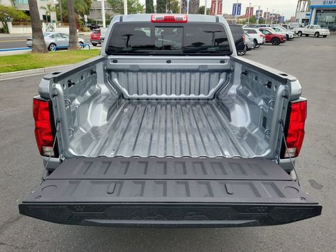 Used 2026 Chevrolet Colorado Trail Boss AWD/4WD image 19