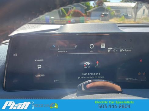 Used 2023 Nissan Ariya AWD/4WD image 31