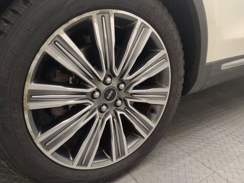 Used 2016 Lincoln MKX Black Label w/ Technology Package FWD image 31