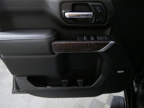 Used 2023 GMC Sierra 2500 Denali image 15