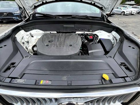 Certified 2023 Volvo XC90 B5 Plus image 28