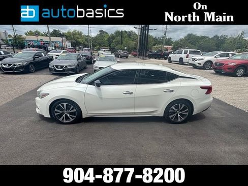 Used 2017 Nissan Maxima 3.5 S FWD image 2