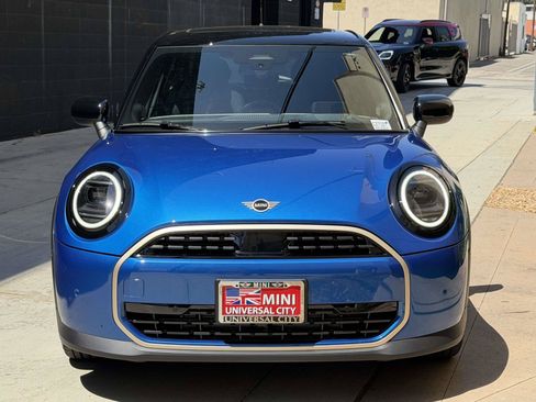New 2027 MINI Cooper 4-Door Hardtop FWD image 2