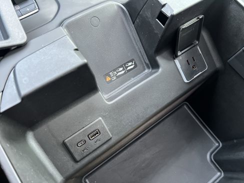 Used 2024 GMC Sierra 1500 AT4X image 35