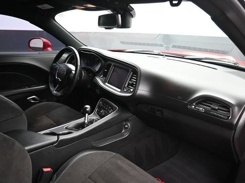 Used 2022 Dodge Challenger R/T w/ Plus Package RWD image 43
