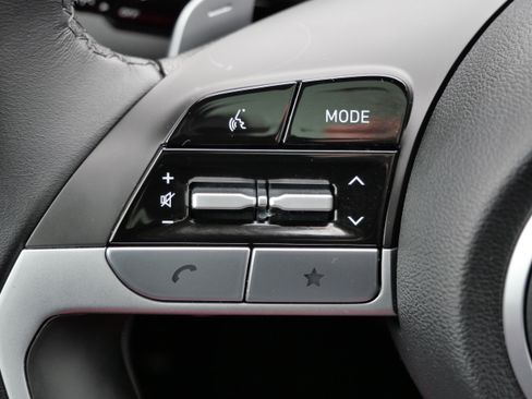 Certified 2024 Hyundai Tucson Limited image 33