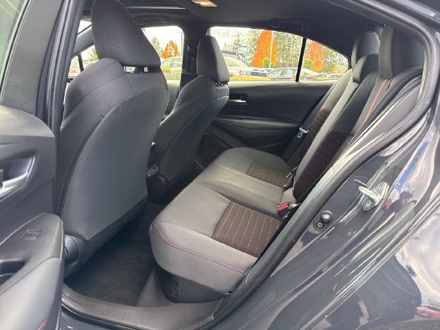Used 2025 Toyota Corolla SE w/ SE Premium Package FWD image 14