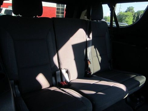 Used 2021 Chevrolet Suburban LS w/ Driver Alert Package AWD/4WD image 16