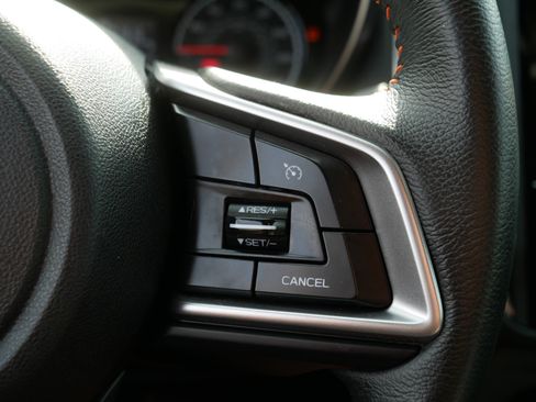 Used 2018 Subaru Crosstrek 2.0i Premium AWD/4WD image 29