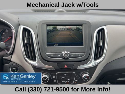 Used 2019 Chevrolet Equinox LS AWD/4WD image 38