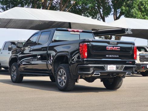 Used 2024 GMC Sierra 1500 AT4 w/ Technology Package AWD/4WD image 5