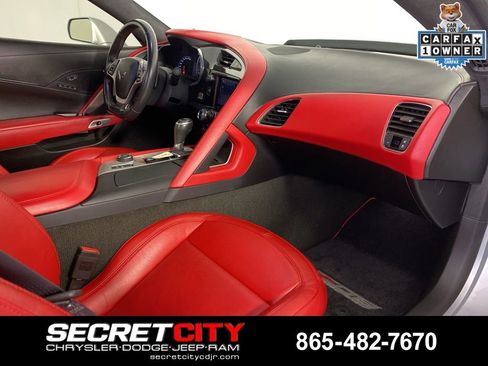 Used 2016 Chevrolet Corvette Z06 w/ 3LZ Preferred Equipment Group RWD image 28