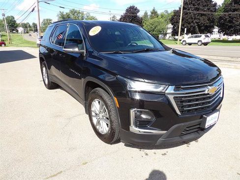 Used 2022 Chevrolet Traverse LT AWD/4WD image 7