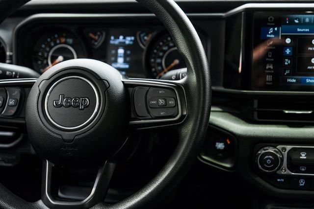 Used 2025 Jeep Gladiator Sport AWD/4WD image 53