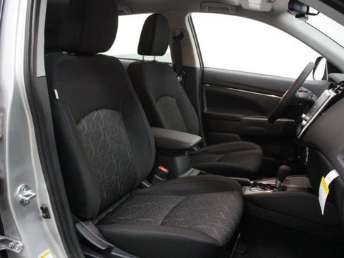 New 2026 Mitsubishi Outlander Sport LE AWD/4WD image 19