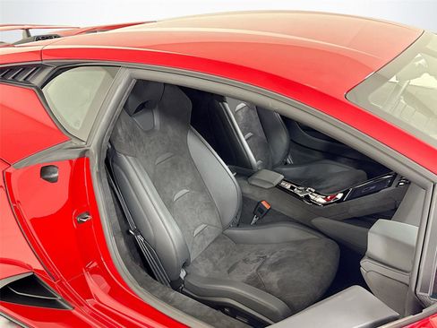 Used 2023 Lamborghini Huracan Tecnica image 25