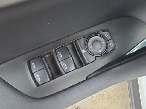 Used 2025 Chevrolet Blazer LT AWD/4WD image 13