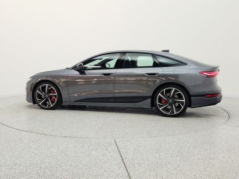 Used 2025 Audi S6 e-tron Premium Plus w/ Premium Plus AWD/4WD image 8