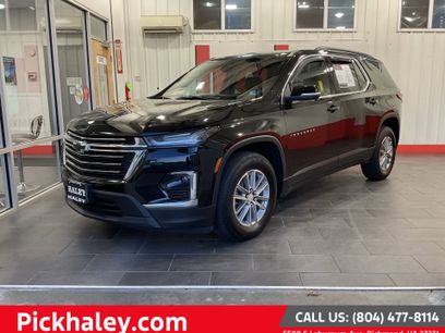 Used 2023 Chevrolet Traverse LT
