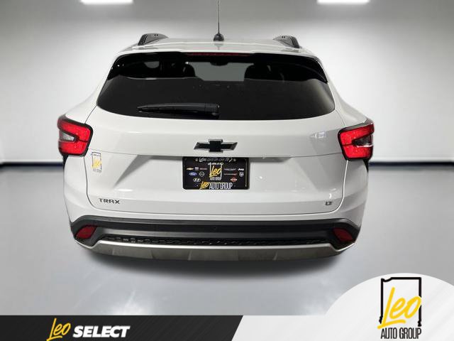 Used 2025 Chevrolet Trax LT w/ Driver Confidence Package FWD image 7