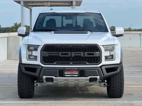Used 2018 Ford F150 Raptor w/ Equipment Group 802A Luxury image 4
