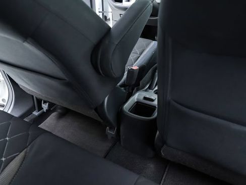 Used 2018 Nissan Kicks S FWD image 40