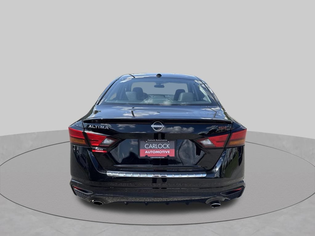 Used 2023 Nissan Altima 2.5 SR FWD image 7