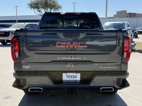 Used 2021 GMC Sierra 1500 Denali image 6