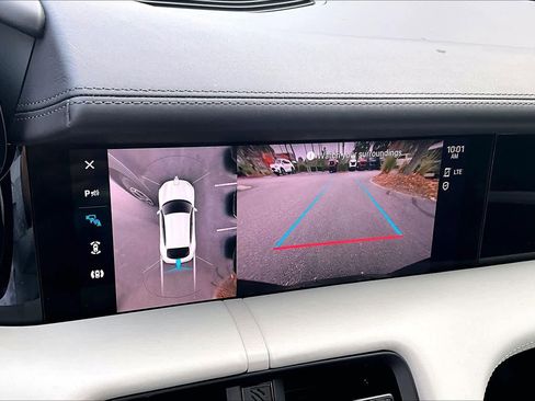 Used 2022 Porsche Taycan 4 Cross Turismo image 27