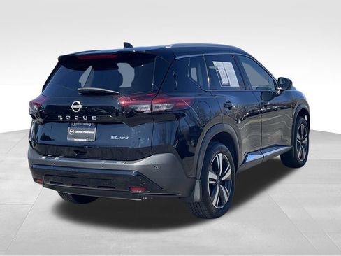 Certified 2023 Nissan Rogue SL w/ SL Premium Package AWD/4WD image 4