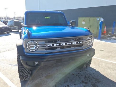Used 2024 Ford Bronco Big Bend w/ Sasquatch Package image 11