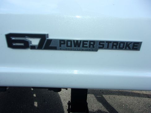 Certified 2024 Ford F250 Platinum image 11