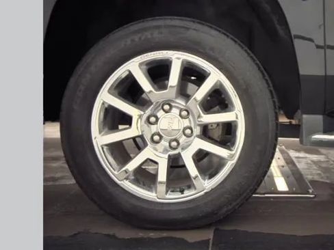 Used 2015 GMC Yukon XL Denali w/ Open Road Package image 21