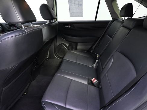 Used 2017 Subaru Outback 2.5i Limited w/ Popular Package #5 image 21