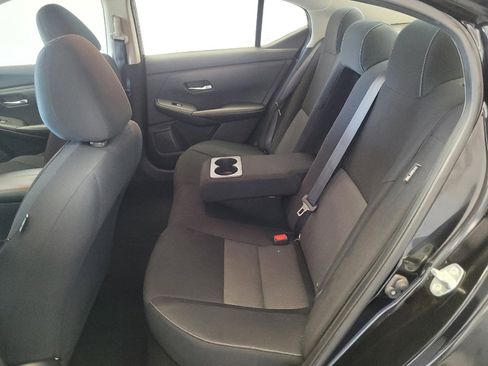 Used 2021 Nissan Sentra SV image 18