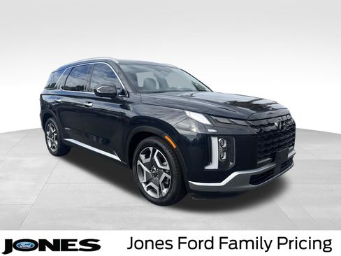 Used 2024 Hyundai Palisade Limited image 1