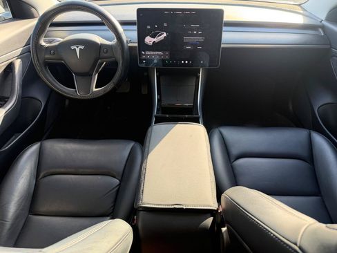 Used 2020 Tesla Model 3 Standard Range Plus RWD image 15