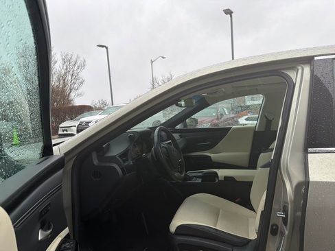 Used 2022 Lexus ES 350 350 w/ Premium Package image 24